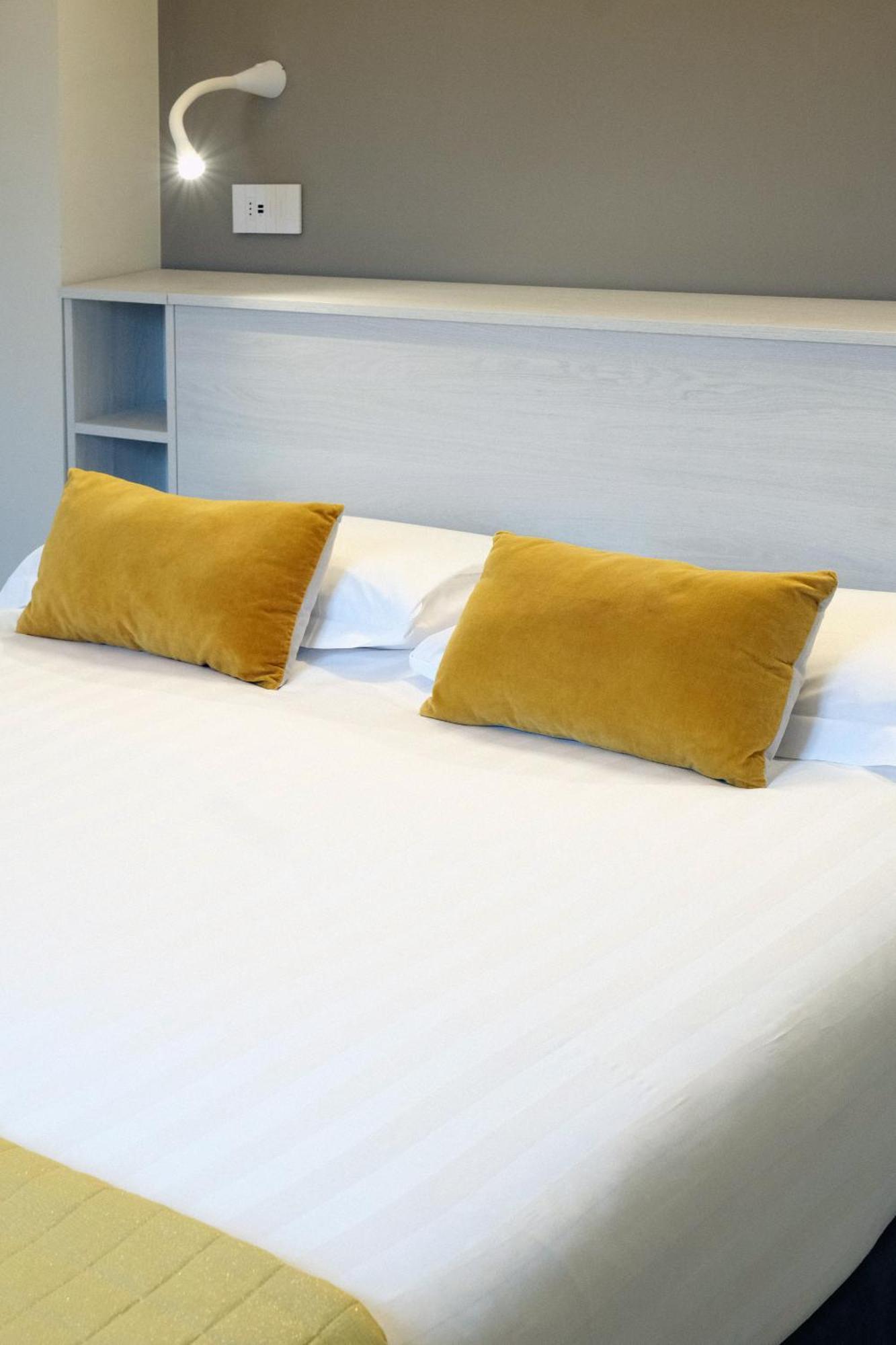 Comecasa 10 Minutes Walk From Duomo 2 Bedroom Apartment Milano Esterno foto