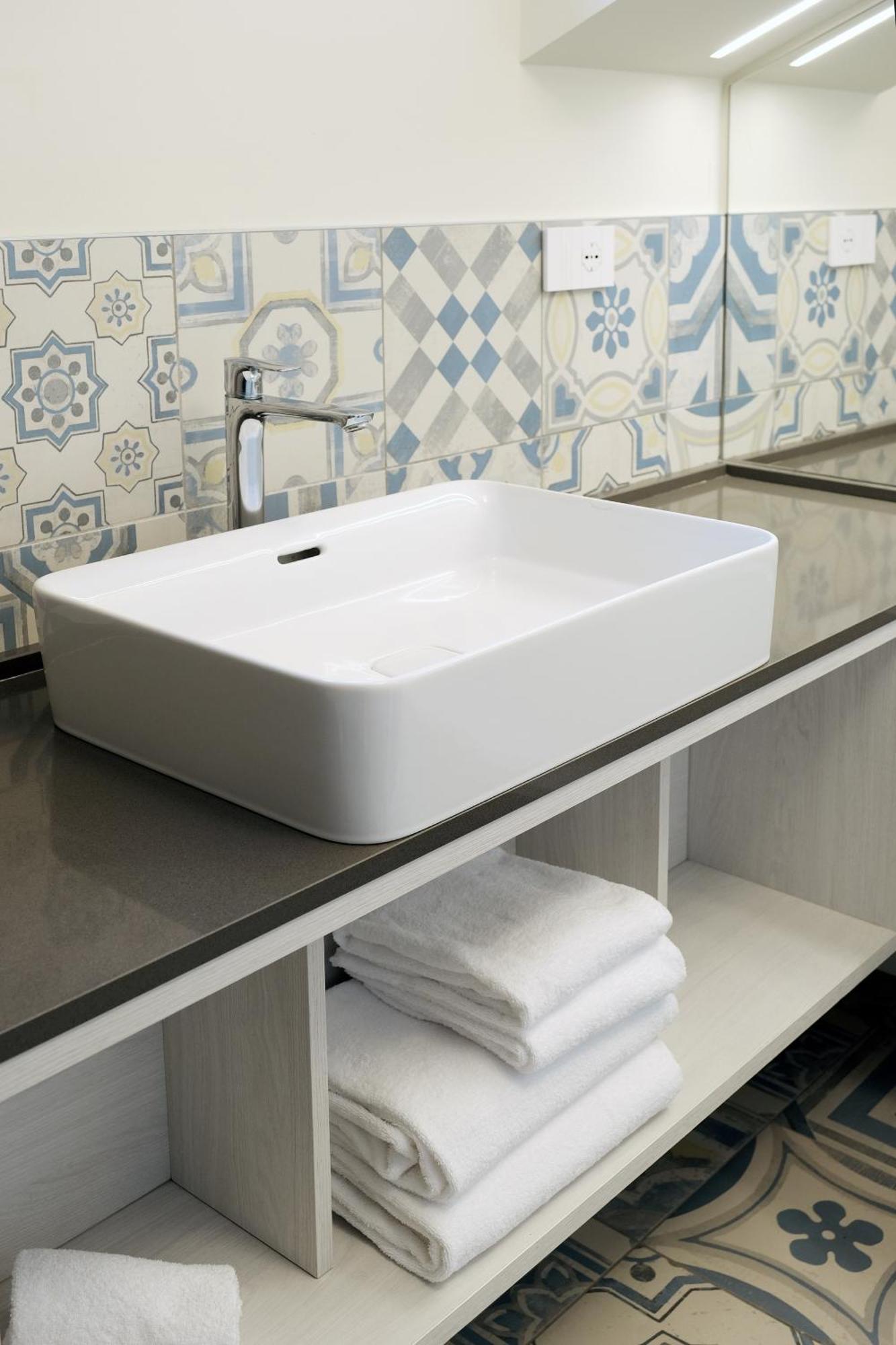 Comecasa 10 Minutes Walk From Duomo 2 Bedroom Apartment Milano Esterno foto